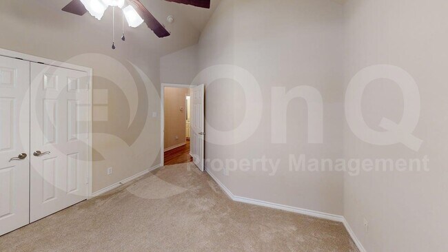 Building Photo - 2110 Pecan Ridge Dr