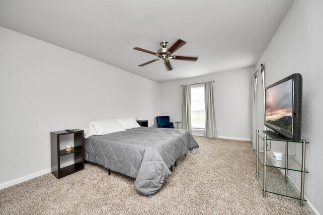 Building Photo - 4641 Wild Indigo St