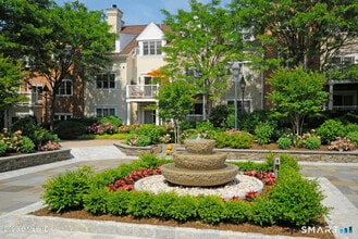 Building Photo - 51 Forest Ave