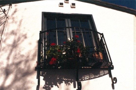 3 bedroom balcony - 302 17th St