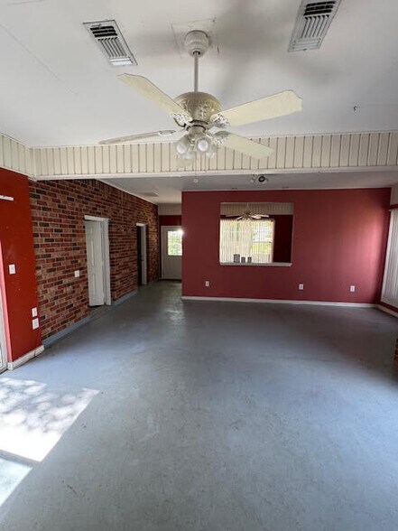Building Photo - 8944 Anahola Pl