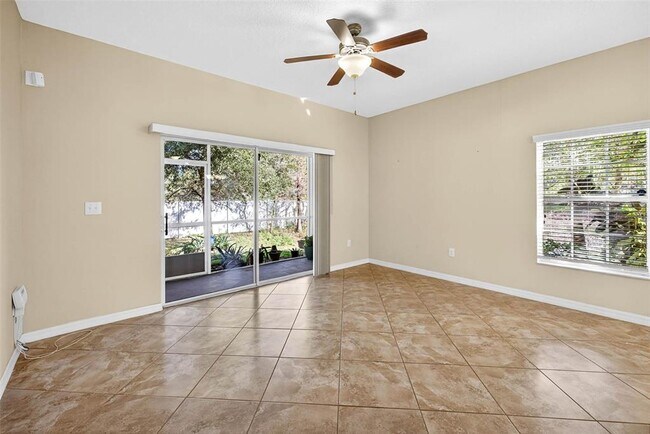 Building Photo - 31253 Claridge Pl