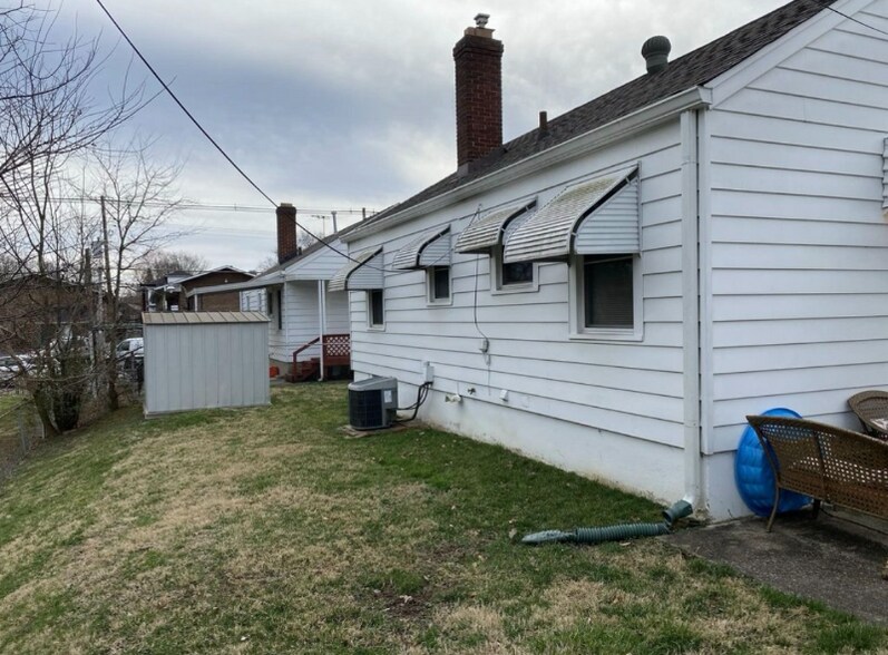Building Photo - 517 Spanish Ct