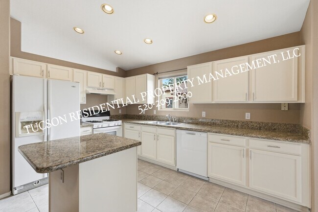 Building Photo - 8802 S Desert Valley Way