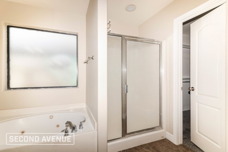 Building Photo - 6638 Cousteau Ln