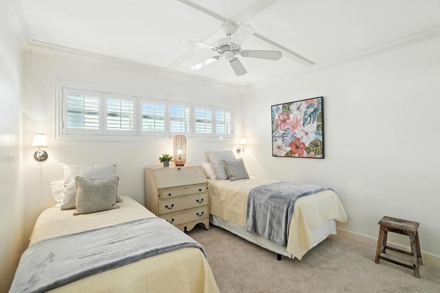 Building Photo - 636 Broad Ave S