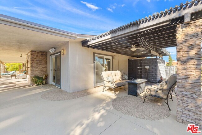 Building Photo - 74085 Old Prospector Trail