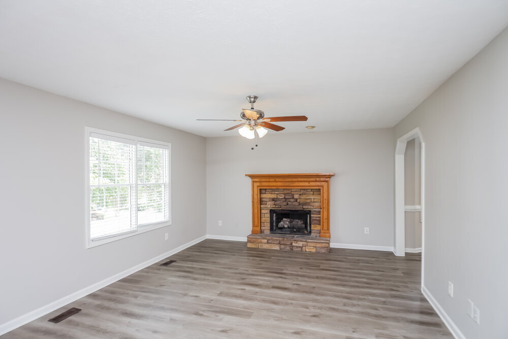 Building Photo - 565 Bridge Grove