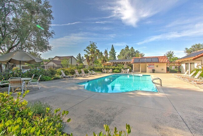 Building Photo - 5909 Manorwood Ct