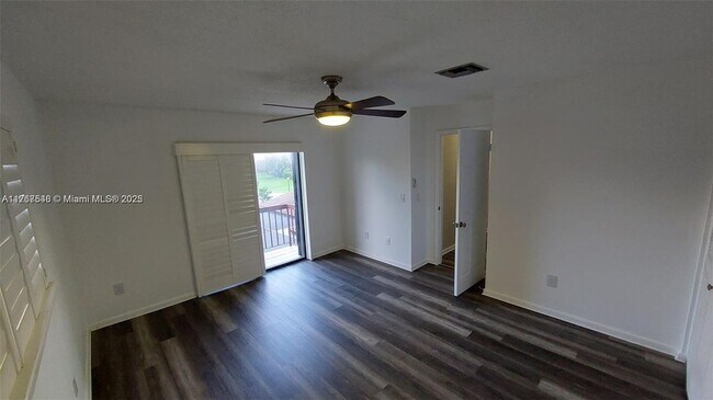 Building Photo - 4226 Landar Dr