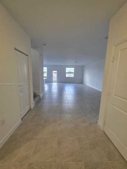 Building Photo - 19571 SW 339th St