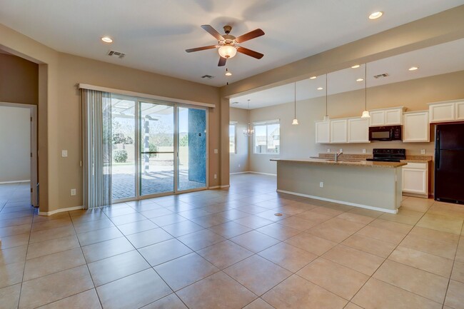 Building Photo - Home for Rent in Quailwood!