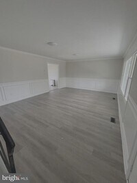 Building Photo - 41 Messenger Ln