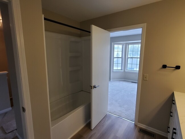 Building Photo - 1355 Dunham Ct