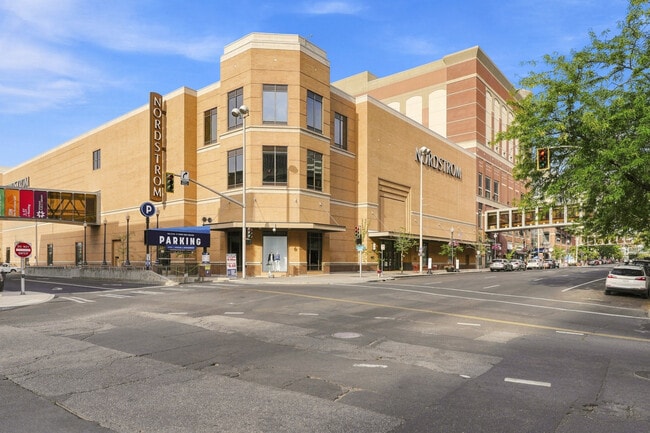 Building Photo - 809 W Main Ave