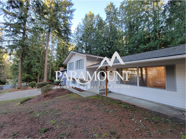 Building Photo - Cute & Fully Remodeled Home in Quiet Neighborhood!