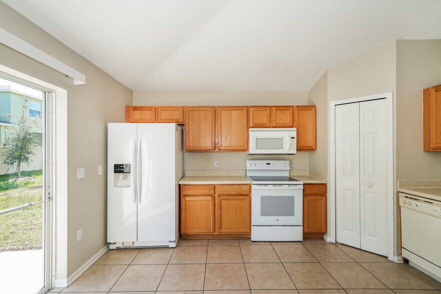 Building Photo - 3646 Fyfield Ct