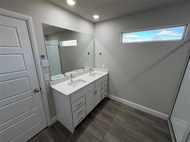 Building Photo - 1904 Tawny Dr