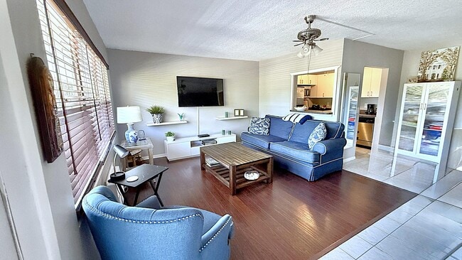 Building Photo - 181 Tilford I