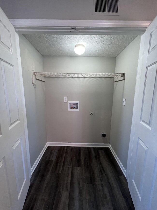 Building Photo - 5137 Keegan Way