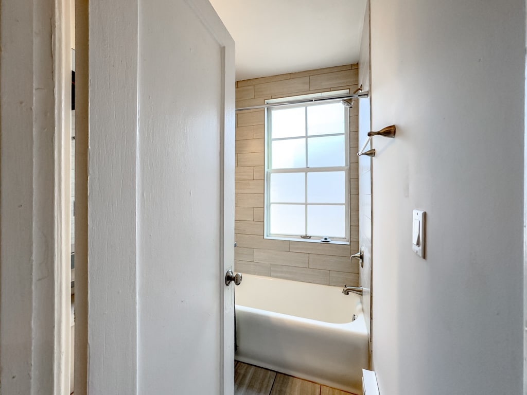 Building Photo - 2425 N Kedzie Blvd