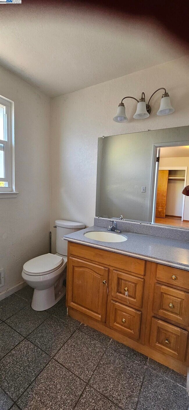 Building Photo - 41772 Chadbourne Dr