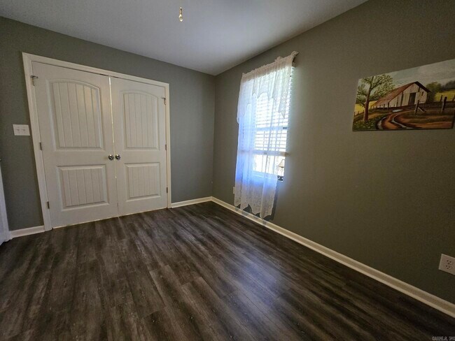 Building Photo - 17630 Bream