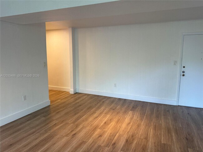 Building Photo - 8335 SW 72nd Ave