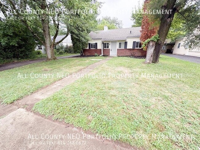 Building Photo - 417 S Hampton Rd