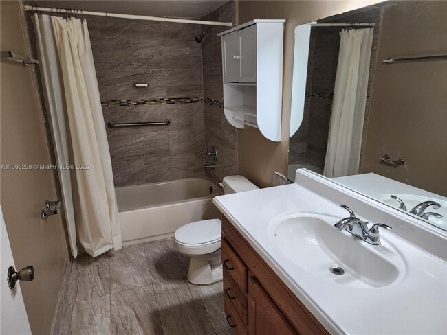 Building Photo - 8600 SW 149th Ave