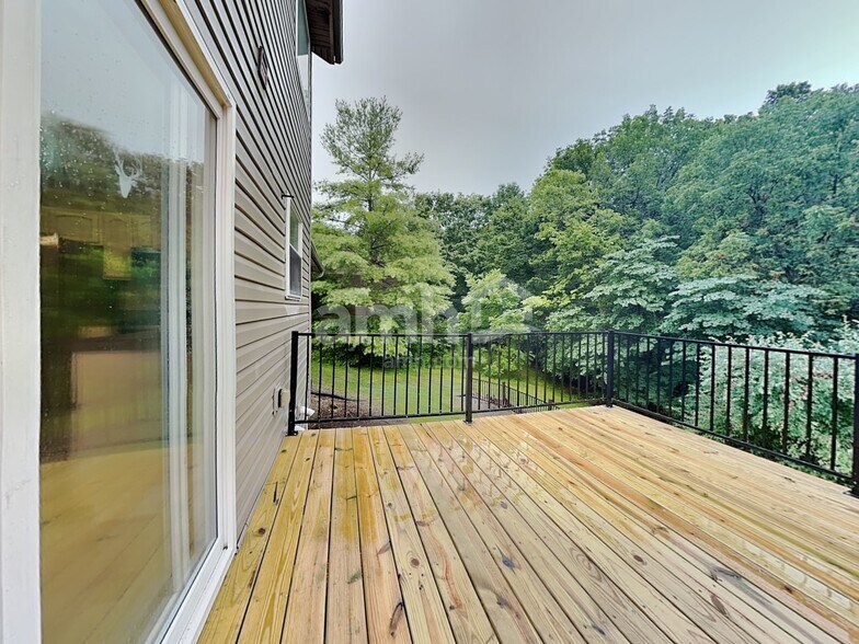 Building Photo - 763 Bristol View Dr