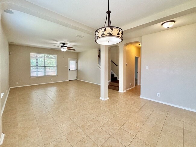 Building Photo - Welcome to this Big & Beautiful! 5 bed/3.5...