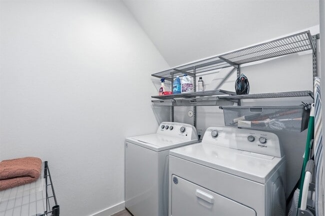 Building Photo - 14280 Big Bnd Dr