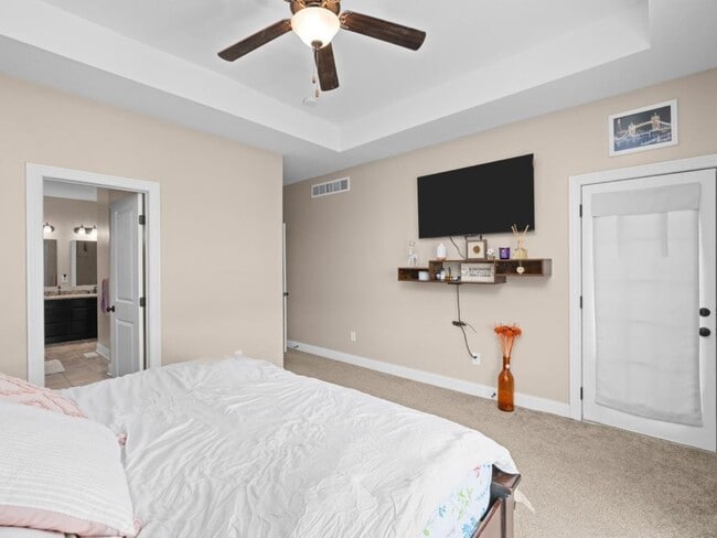 Building Photo - 67 Cobblestone Ln