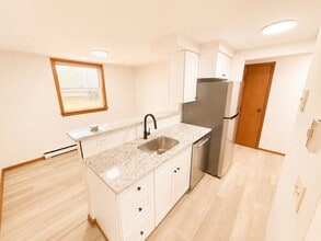 Building Photo - 148 McCarty Ave
