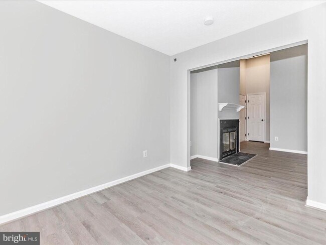 Building Photo - 615 Himes Ave