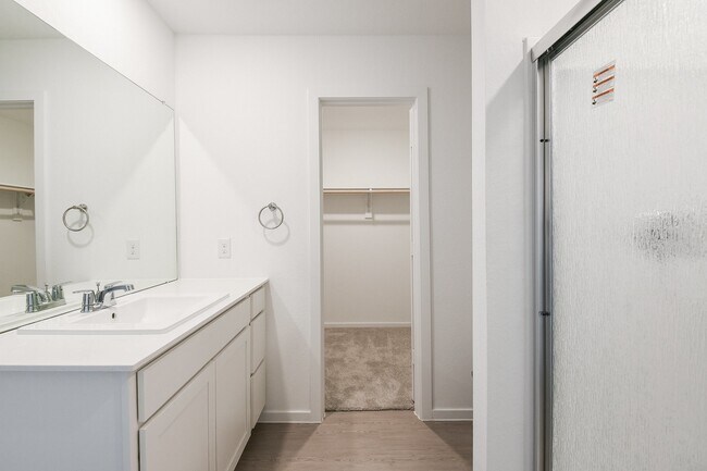 Building Photo - 6871 Flowering Ginger Ln