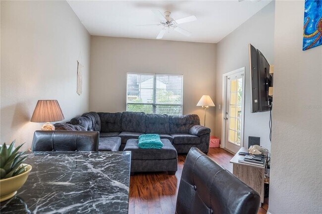 Building Photo - "Stylish 1-Bedroom Apartment with Modern A...