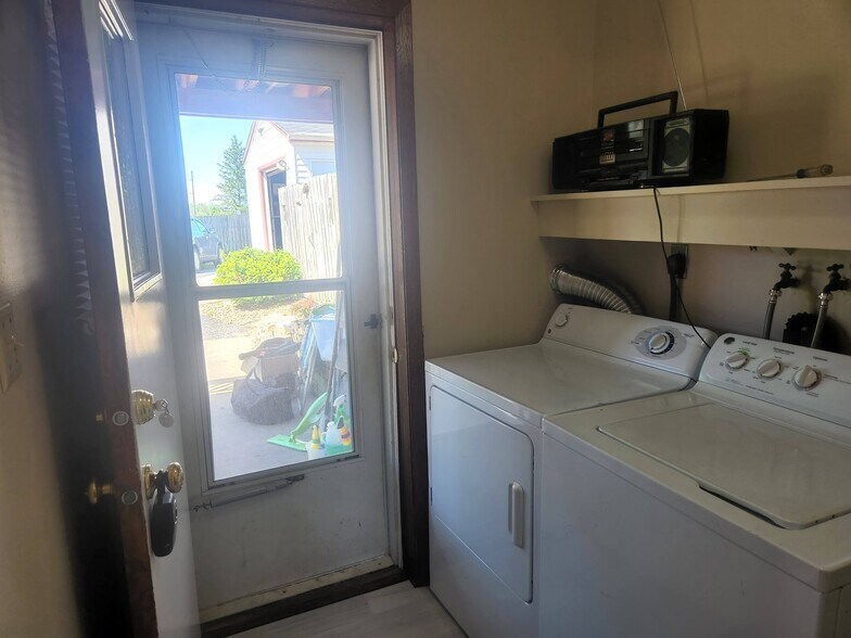Laundry Area - 182 8th Ave