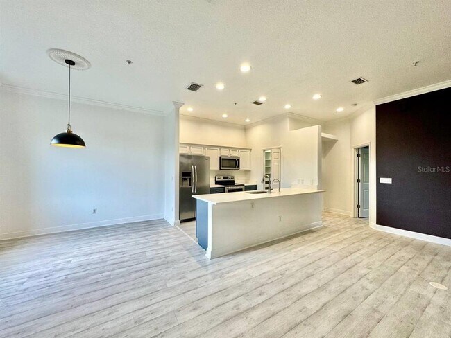 Building Photo - 487 Bayou-Village Dr