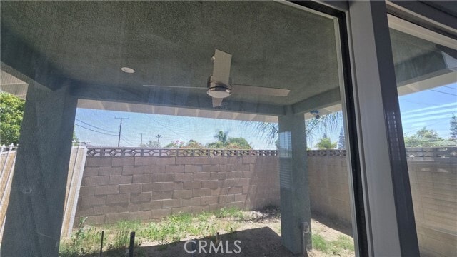 Building Photo - 1750 N Madera Ave