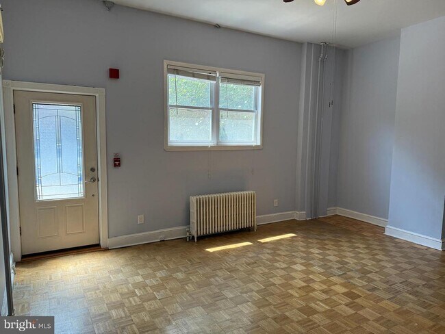 Building Photo - 2519 Brown St