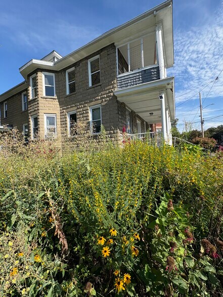 Building Photo - 81 Liberty Street Wh