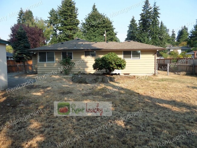 Building Photo - 19541 3rd Ave S