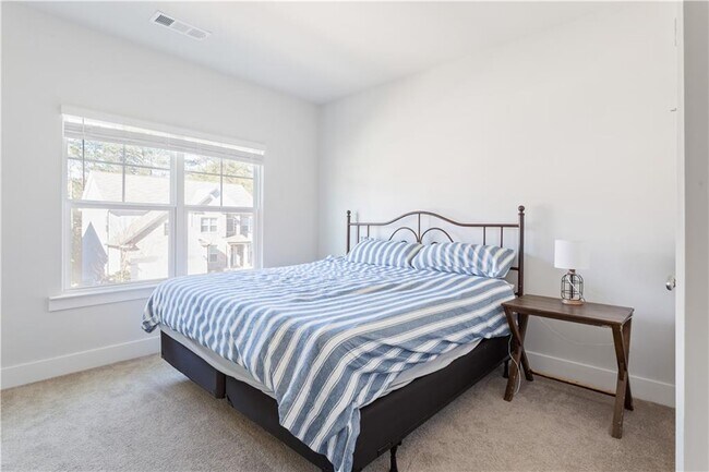 Building Photo - 201 Aspen Valley Ln