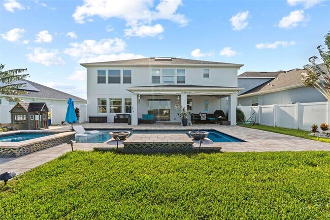 Building Photo - 14807 Winter Stay Dr