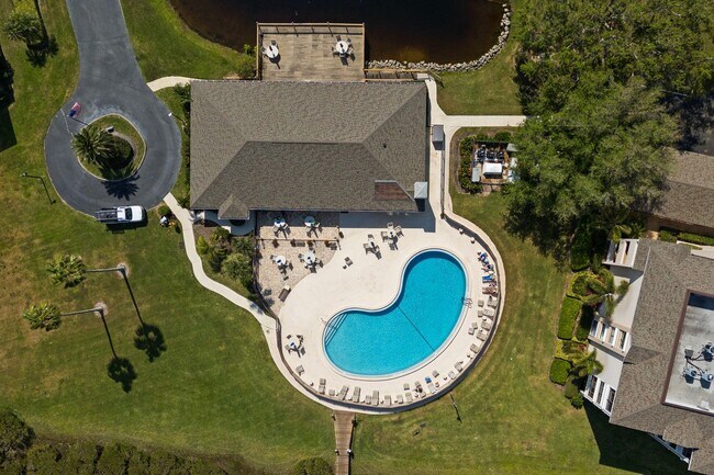 Building Photo - 6165 S Mirror Lake Dr