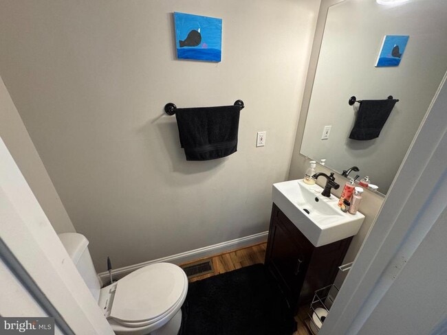Building Photo - 6101 Lands End Ct