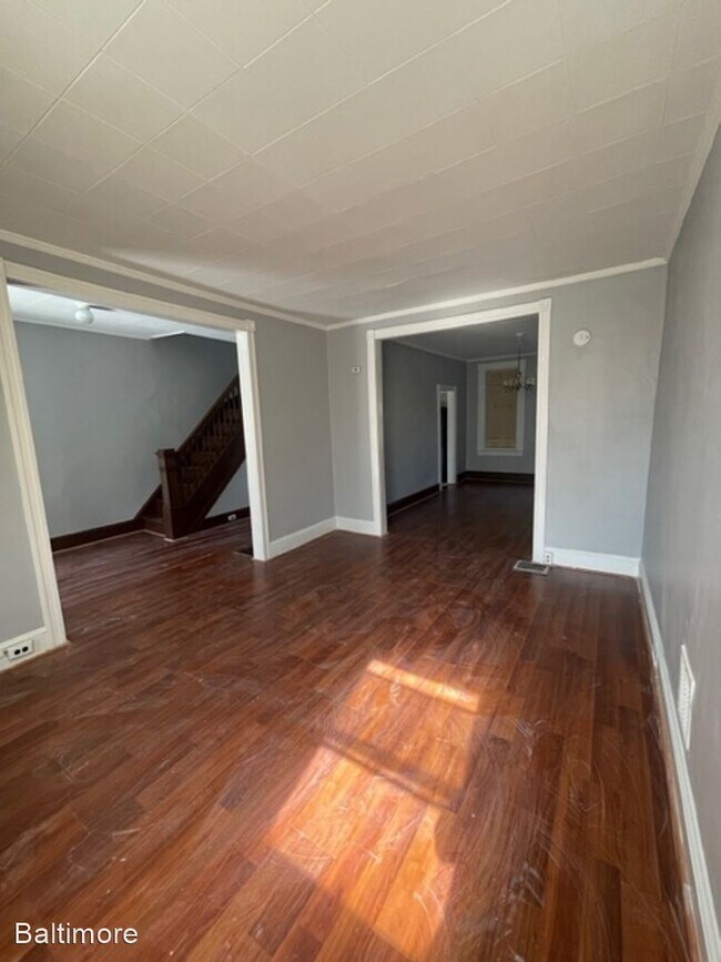 Building Photo - 4 br, 1.5 bath House - 5237 Linden Heights...