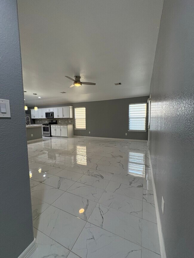 Building Photo - 21007 Whitehaven Bluff Trail